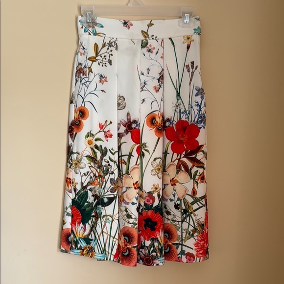 Zara Red and White A-Line Knee-Length Skirt Sz XS - Picture 2 of 15